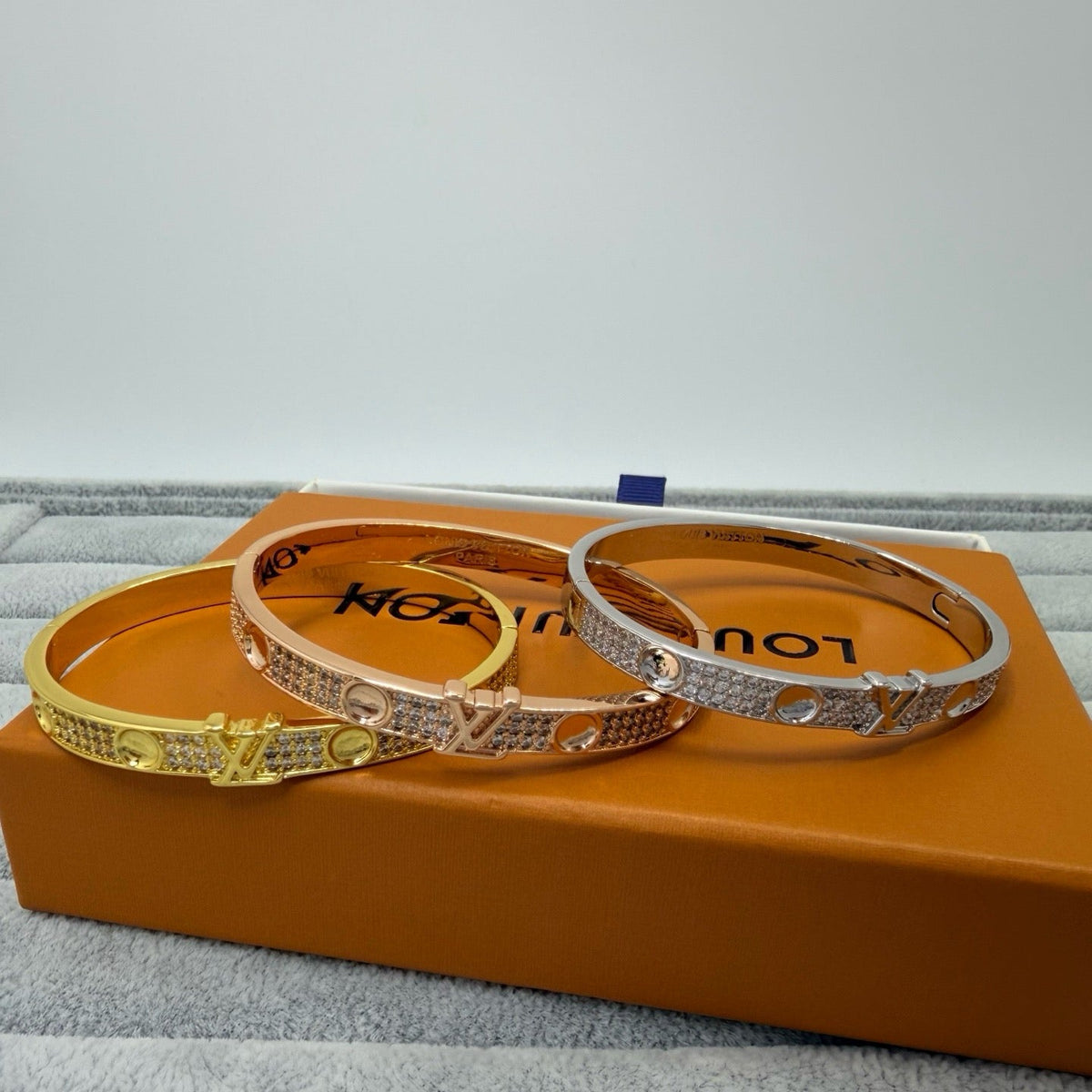 [Renovia Jewelry]PAVE DIAMOND BANGLE