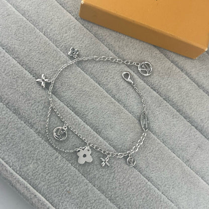 [Renovia Jewelry]SMOOTH MULTI FLOWER BRACELET